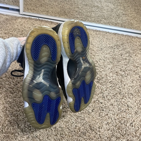 Jordan 11 Space Jam - Picture 8 of 10